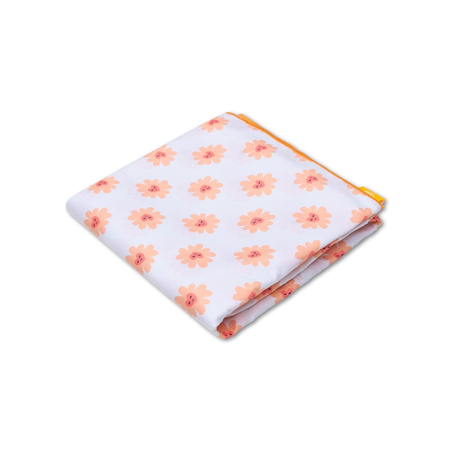 Floral Love | Multicolored Microfiber Towel 135 x 65 cm