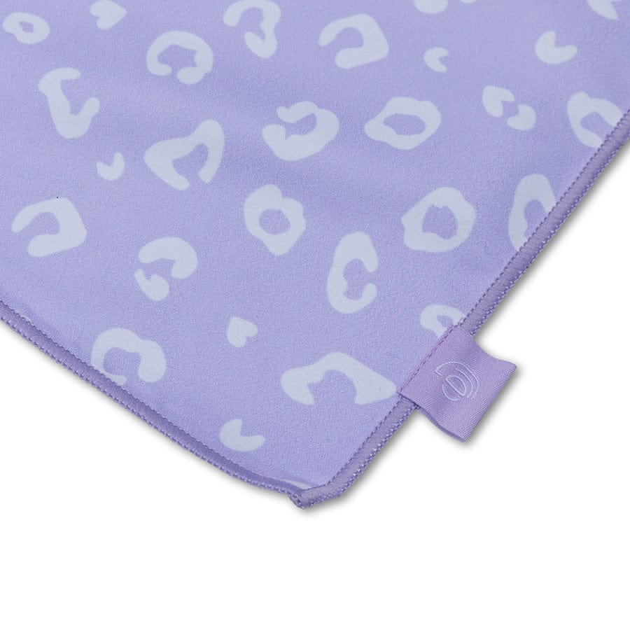 Leopard | Lilac Microfiber Towel 135 x 65 cm