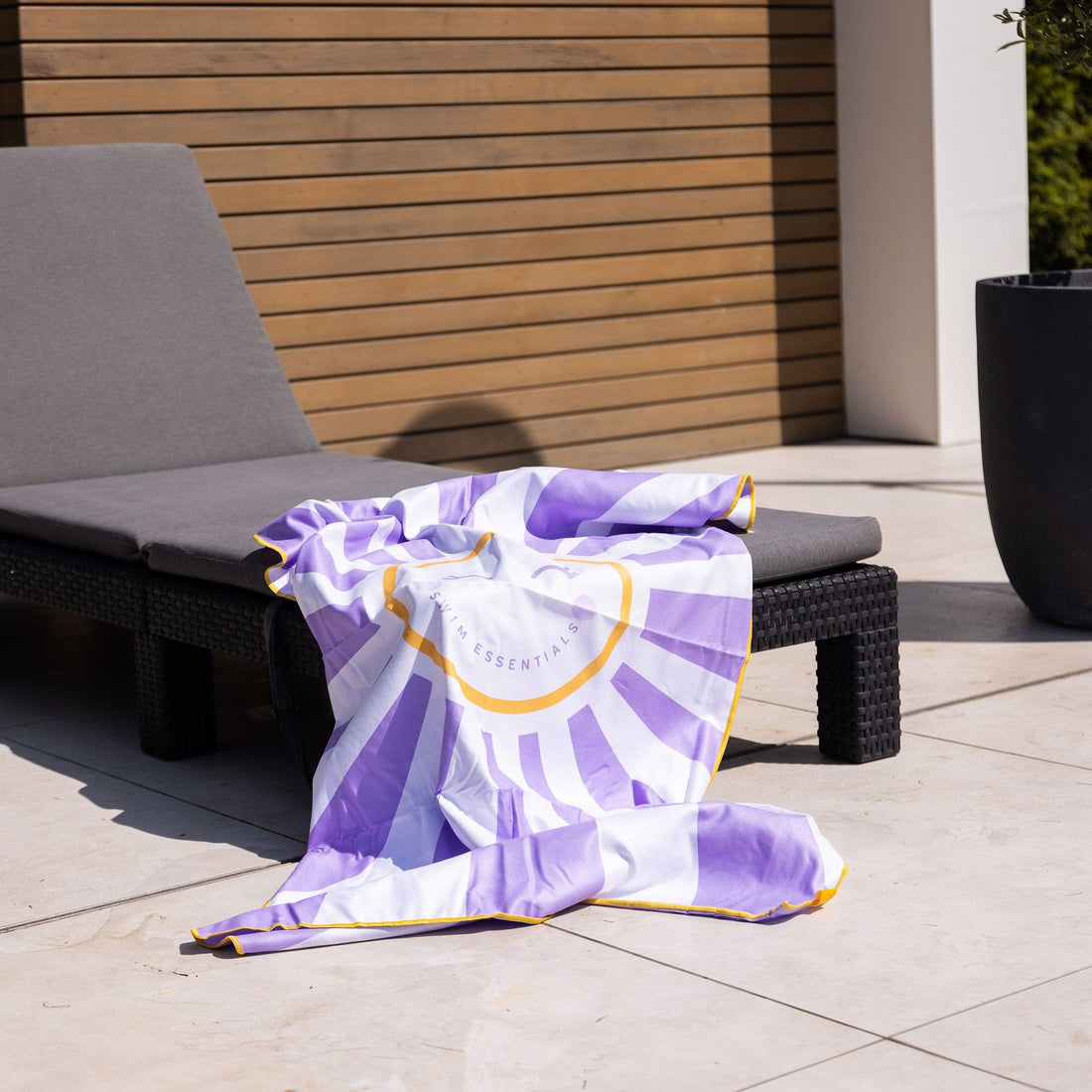 Happy Sunshine | Purple/White Microfiber Towel 135 x 65 cm